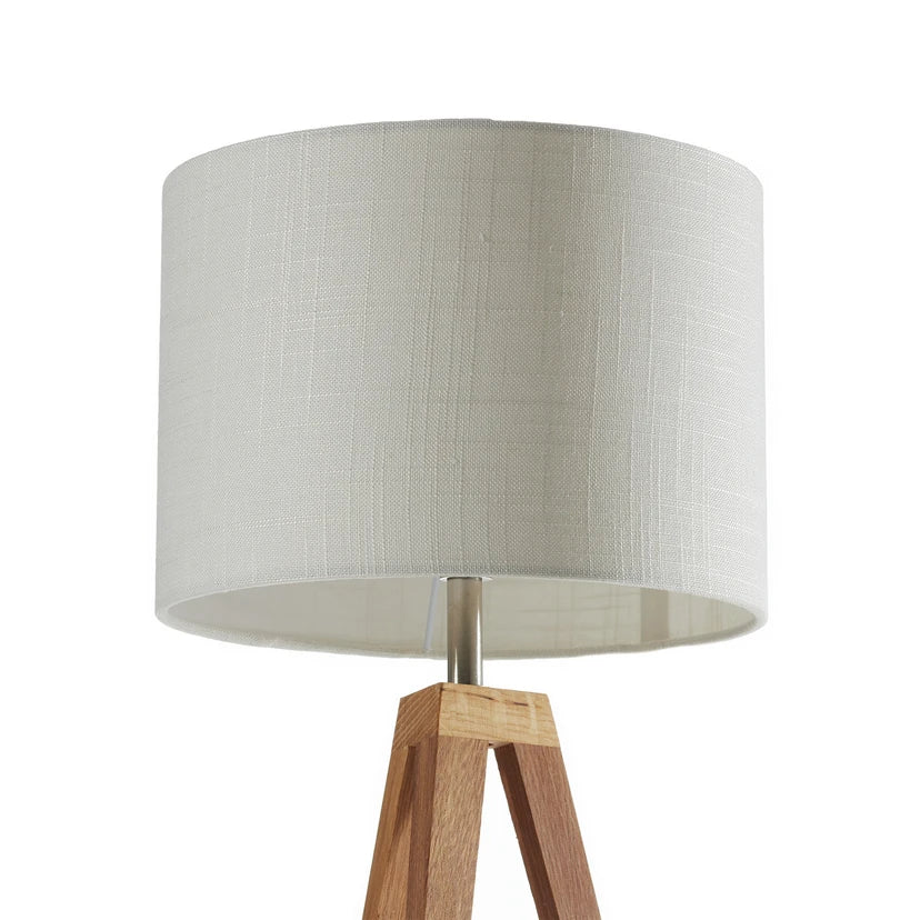 Markslöjd Kullen Tischleuchte – Eiche/Weiß, 44 cm, E14-Fassung, Holzfuß & Stoffschirm