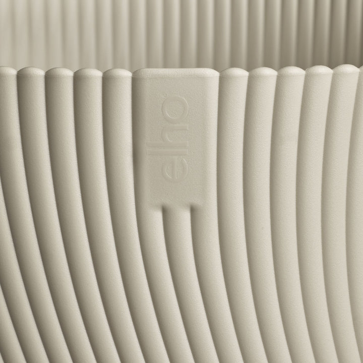Elho Pflanzentopf Sereh, Beige Rillenstruktur mit Logo