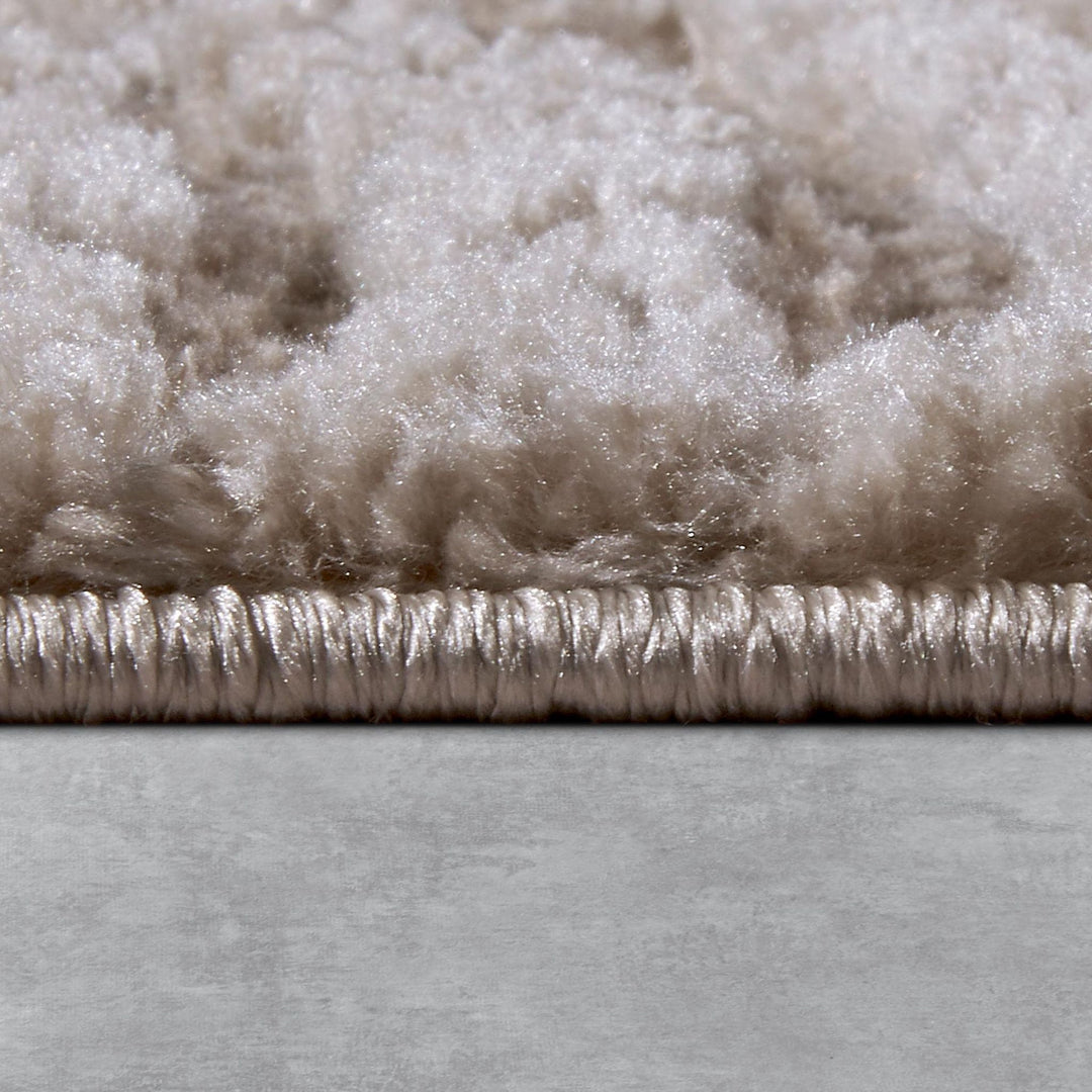 Elle Decoration Hochflorteppich Chappe, Kante mit Hochflor