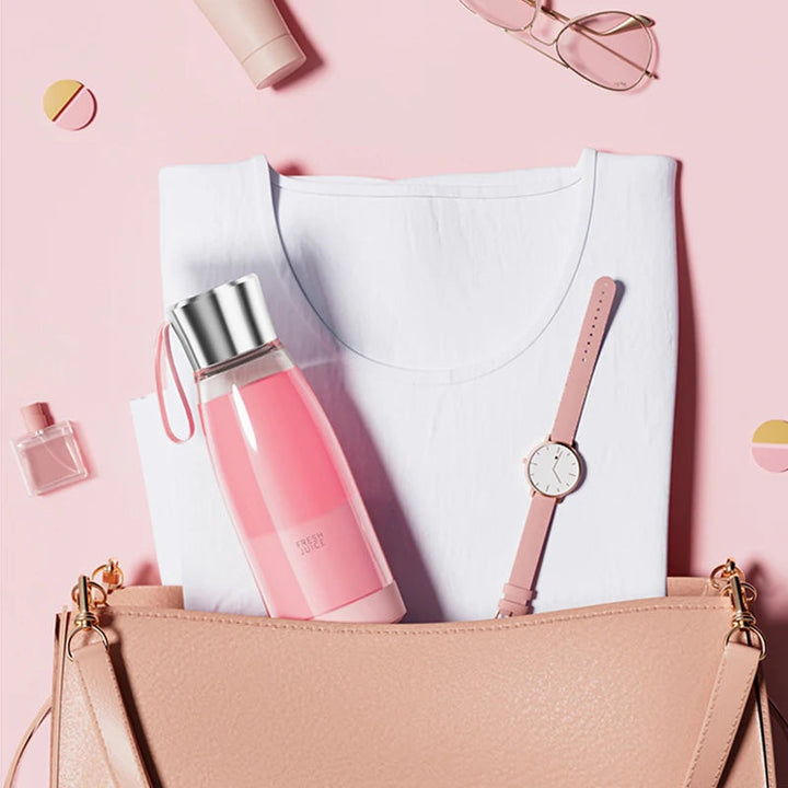 Kompakter Mini Mixer für unterwegs ideal für Smoothies to go