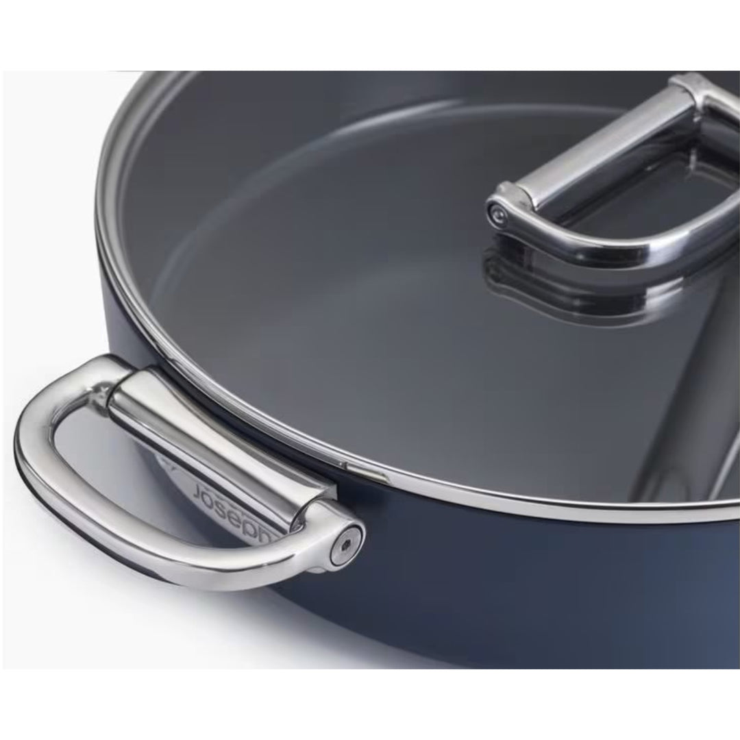 Joseph Joseph Space Schmorpfanne mit gehärtetem Glasdeckel und klappbaren Edelstahlgriffen