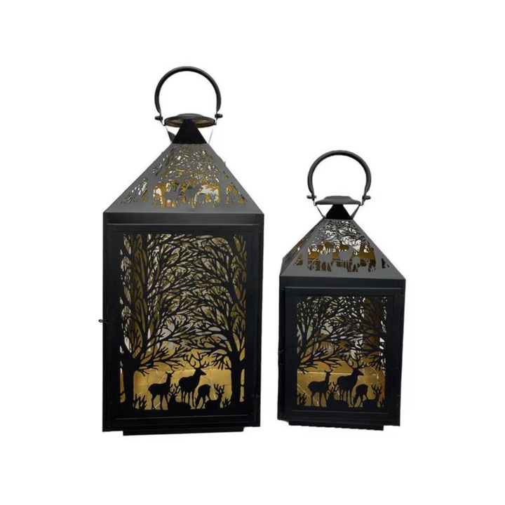 Laterne Forest 2er Set aus schwarzem Metall mit goldener Innenfläche und Waldmotiv mit Hirschen
