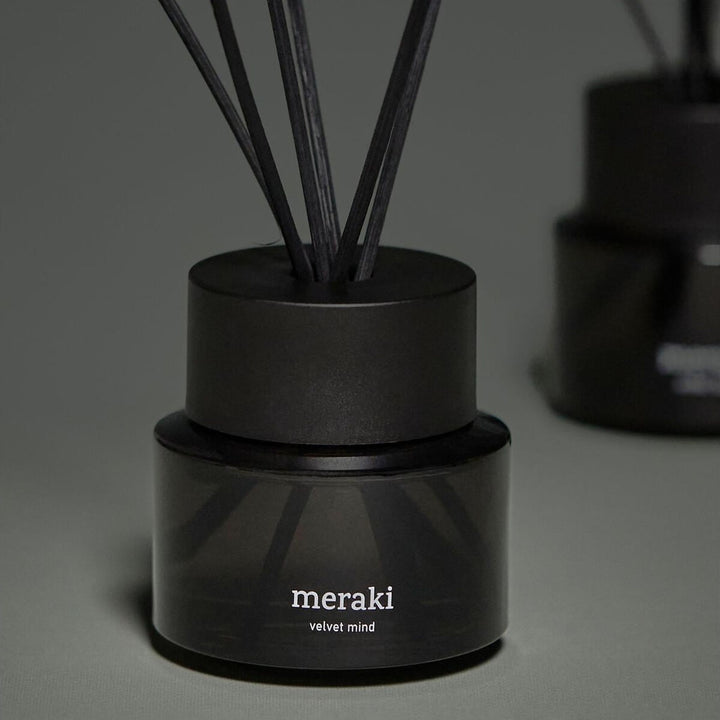 Meraki Duftstäbchen Velvet Mind, Glas und Deckel nah