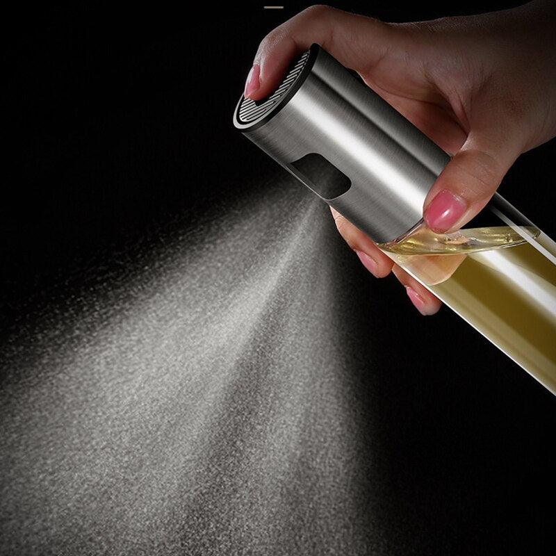 Vaporisateur à huile et vinaigre en verre 100 ml, fine brume sortant de la tête de pulvérisation