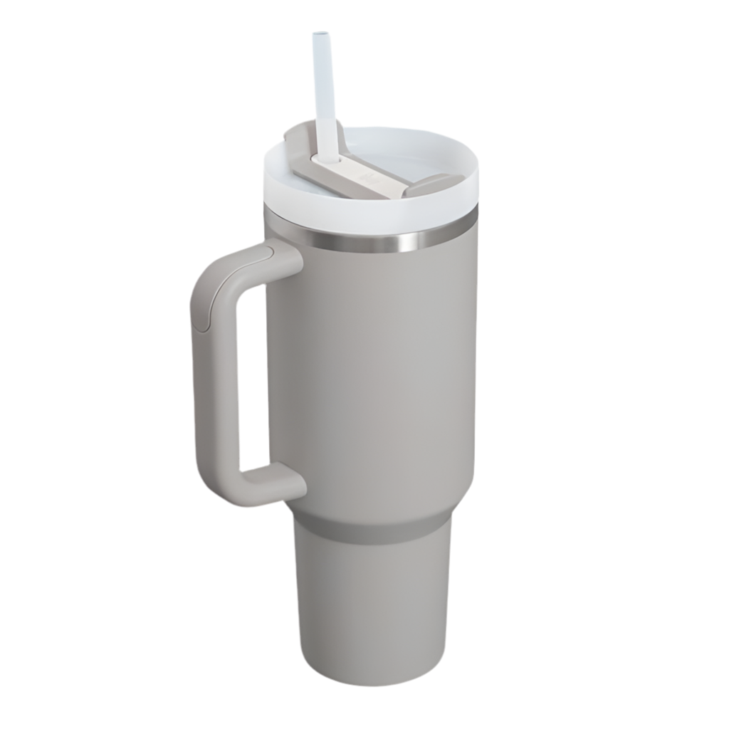 Stanley Quencher H2.0 in Grau, Ansicht von schräg oben mit Strohhalm