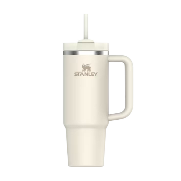 Stanley Quencher H2.0 Thermobecher 1.18 l in Beige mit Henkel und Strohhalm