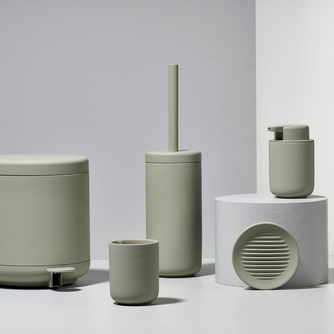 Zone Denmark Seifenspender Ume, Eucalyptus Green, mit Abfalleimer, WC-Bürste und Becher