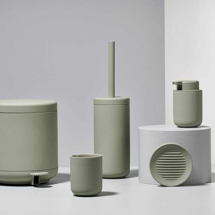 Zone Denmark Seifenspender Ume, Eucalyptus Green, mit Abfalleimer, WC-Bürste und Becher