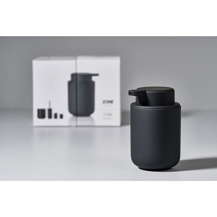 Zone Denmark Ume Seifenspender 250 ml in Schwarz mit Originalverpackung – hochwertiges Designer-Badaccessoire